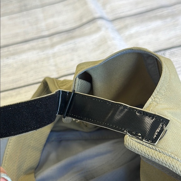 Mens Adidas Signature Baseball Cap • Adjustable! NEW! - Picture 7 of 8